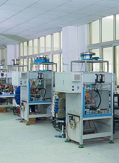 Automatisches Bearbeitungszentrum für Schlüssel